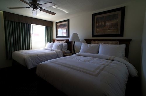 קנון סיטי Parkview Inn Motel מראה חיצוני תמונה